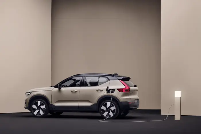volvo-ex40-700x467