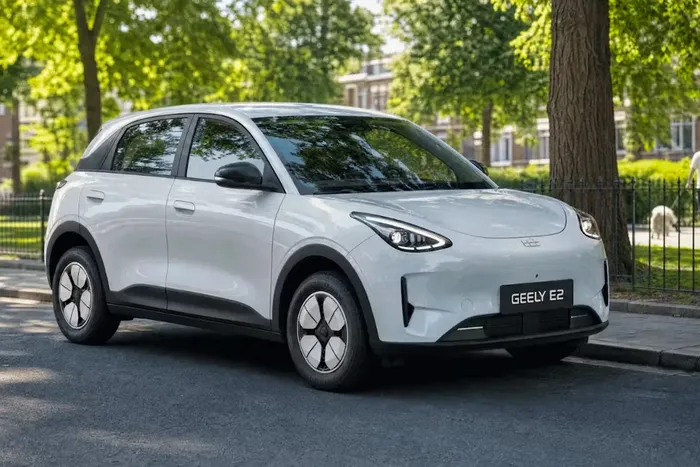 content-website-700-x-467-px-sfe-geely-e2-700x467 undefined