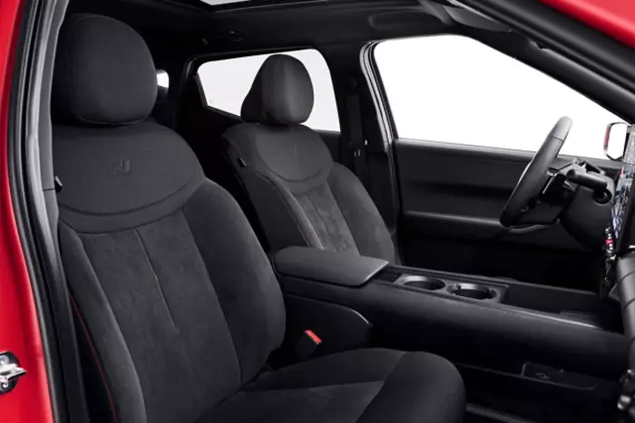 Hyundai IONIQ 3 interieur bekleding